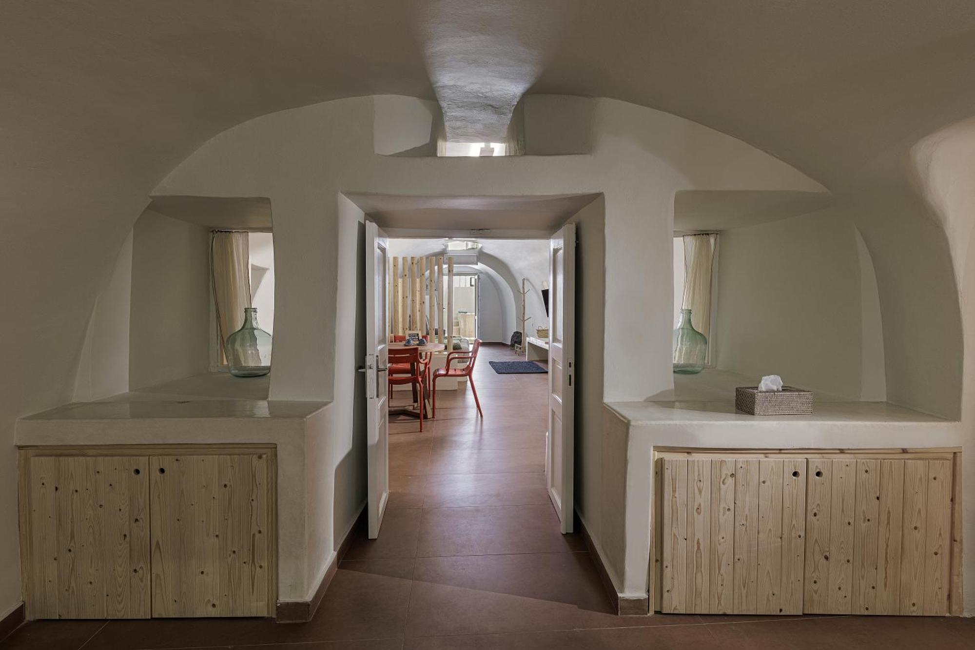 Blue Dolphins Hotel 3*