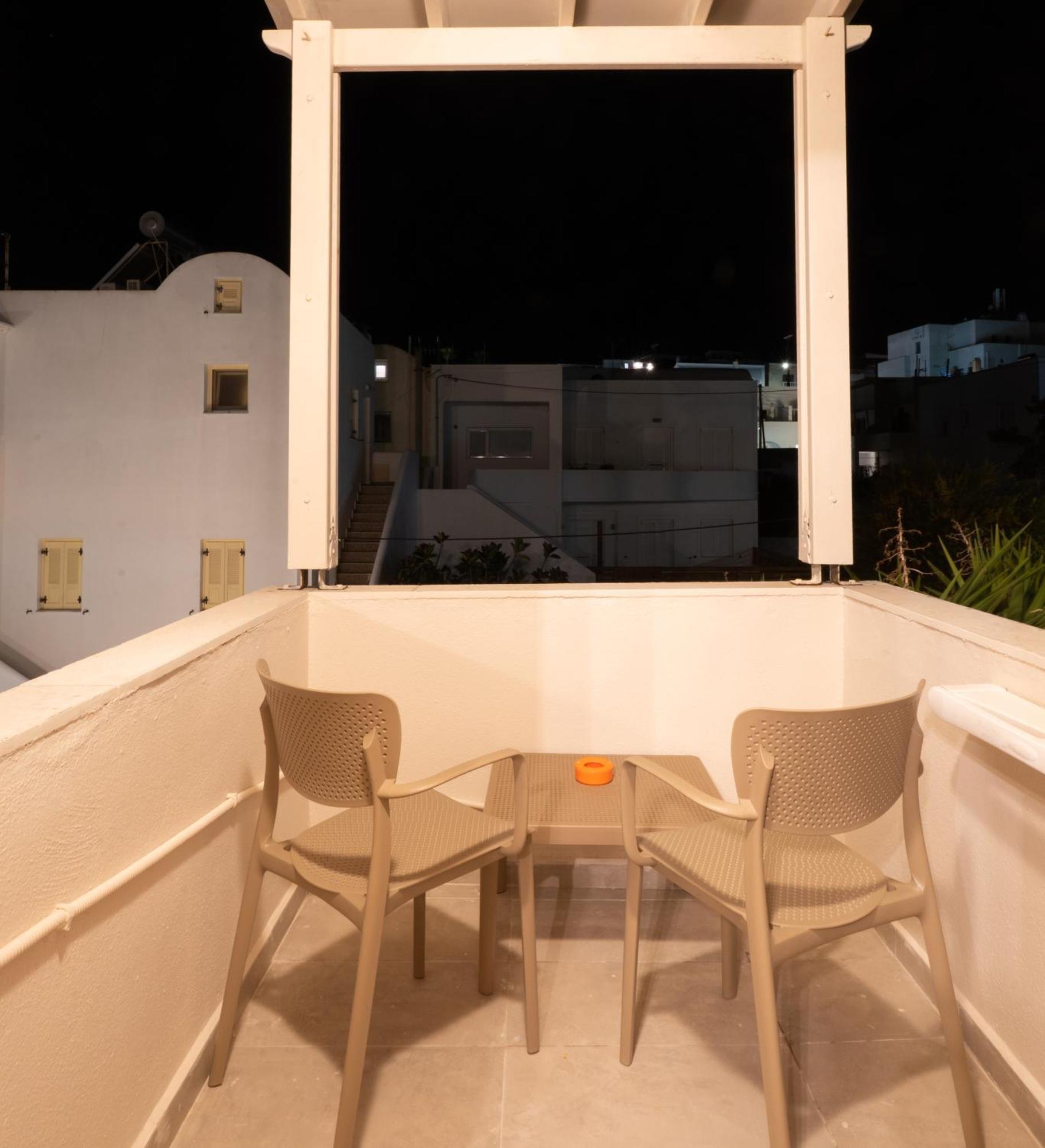 Toula Fira (Santorini)