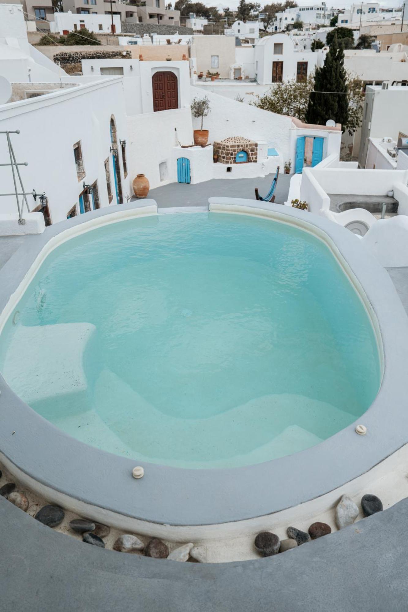 Villa Simantiri Private *