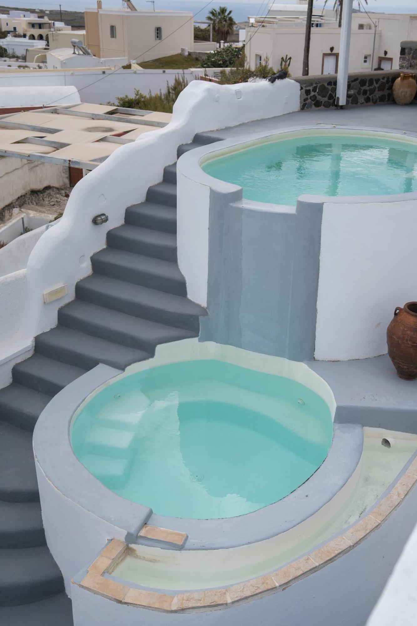 Simantiri Private Villa Megalochori (Santorini)