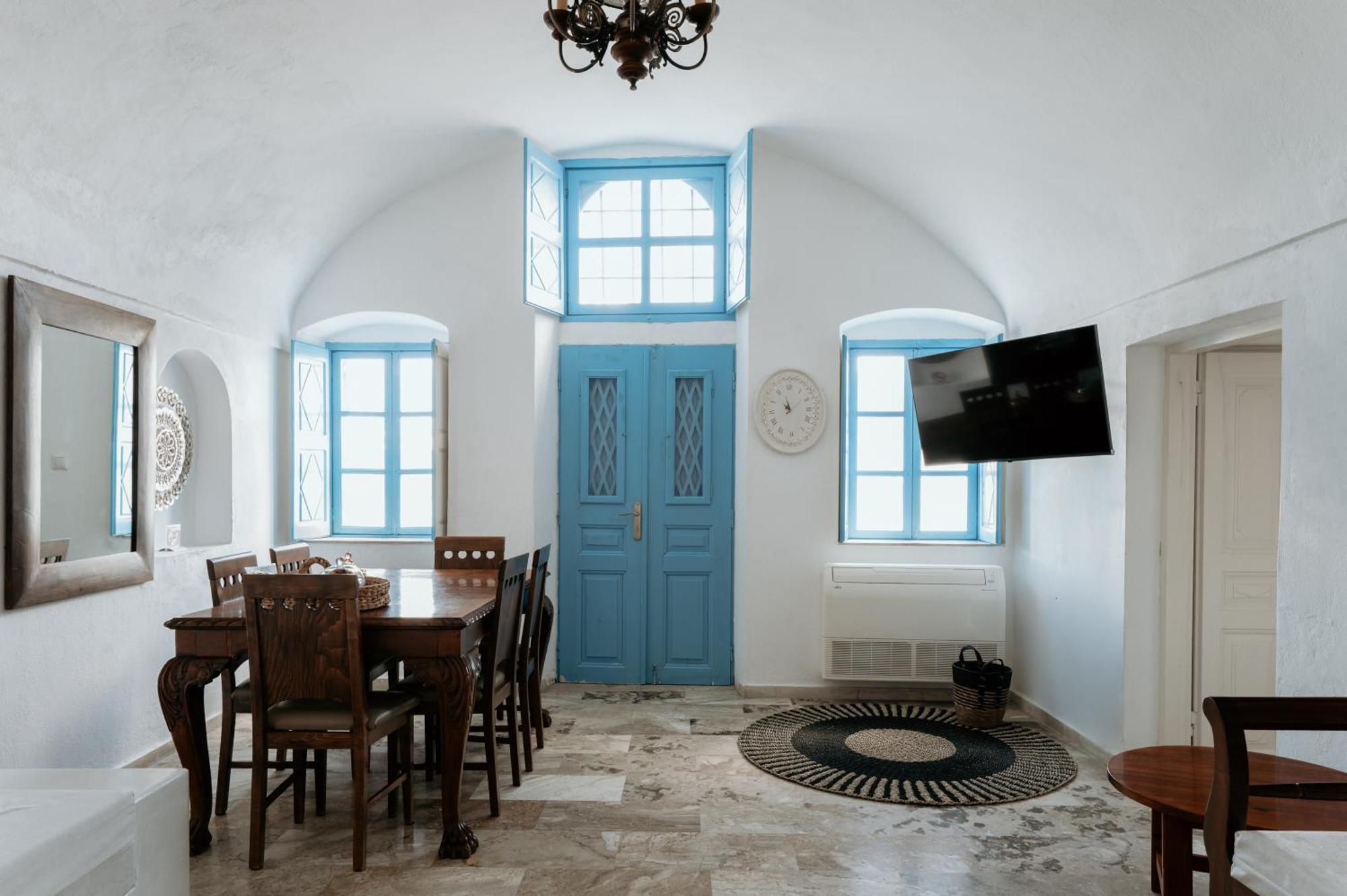 Simantiri Private Megalochori (Santorini)