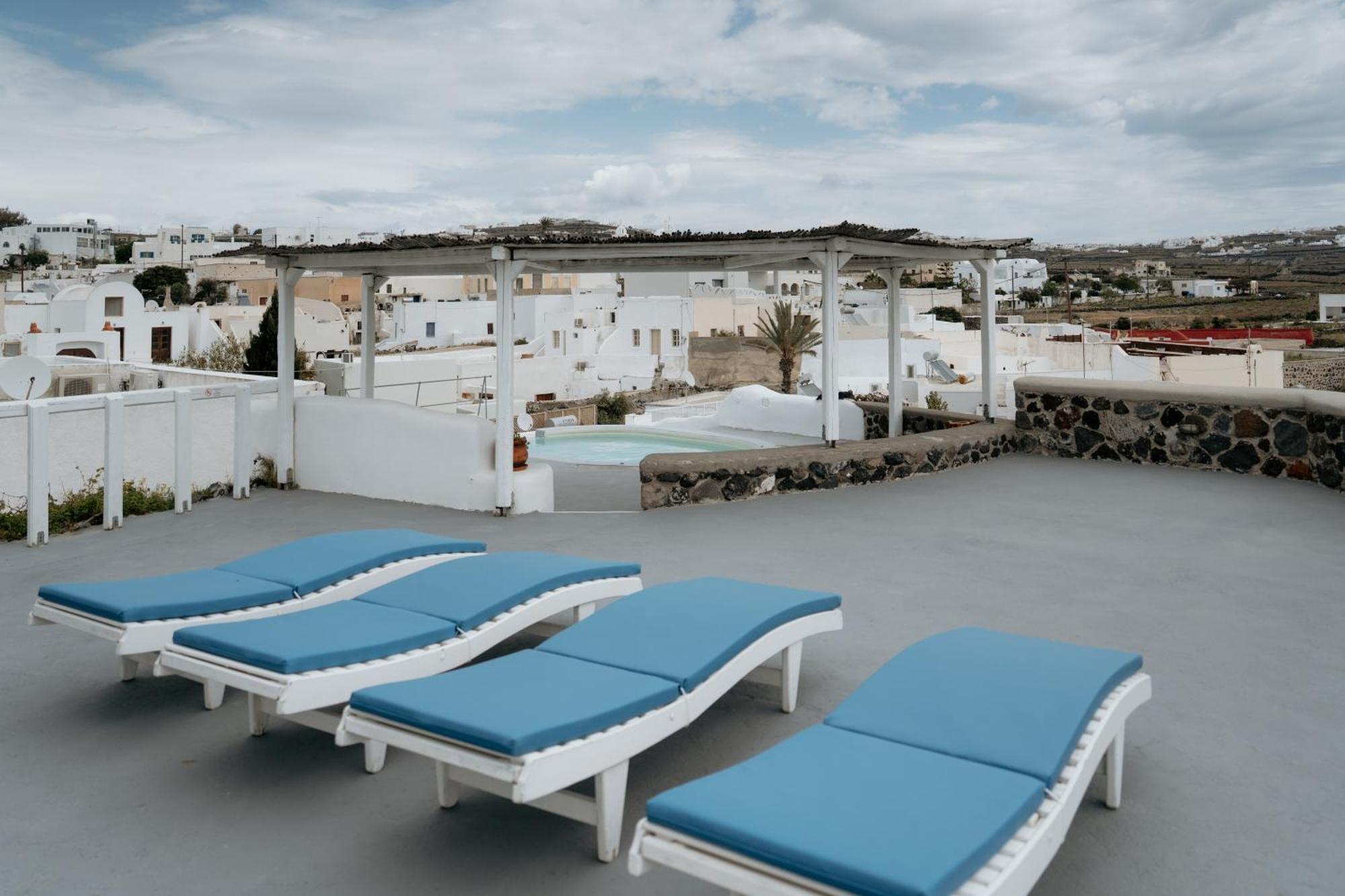 Villa Simantiri Private *
