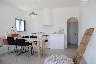 Vino Santorini Villa *