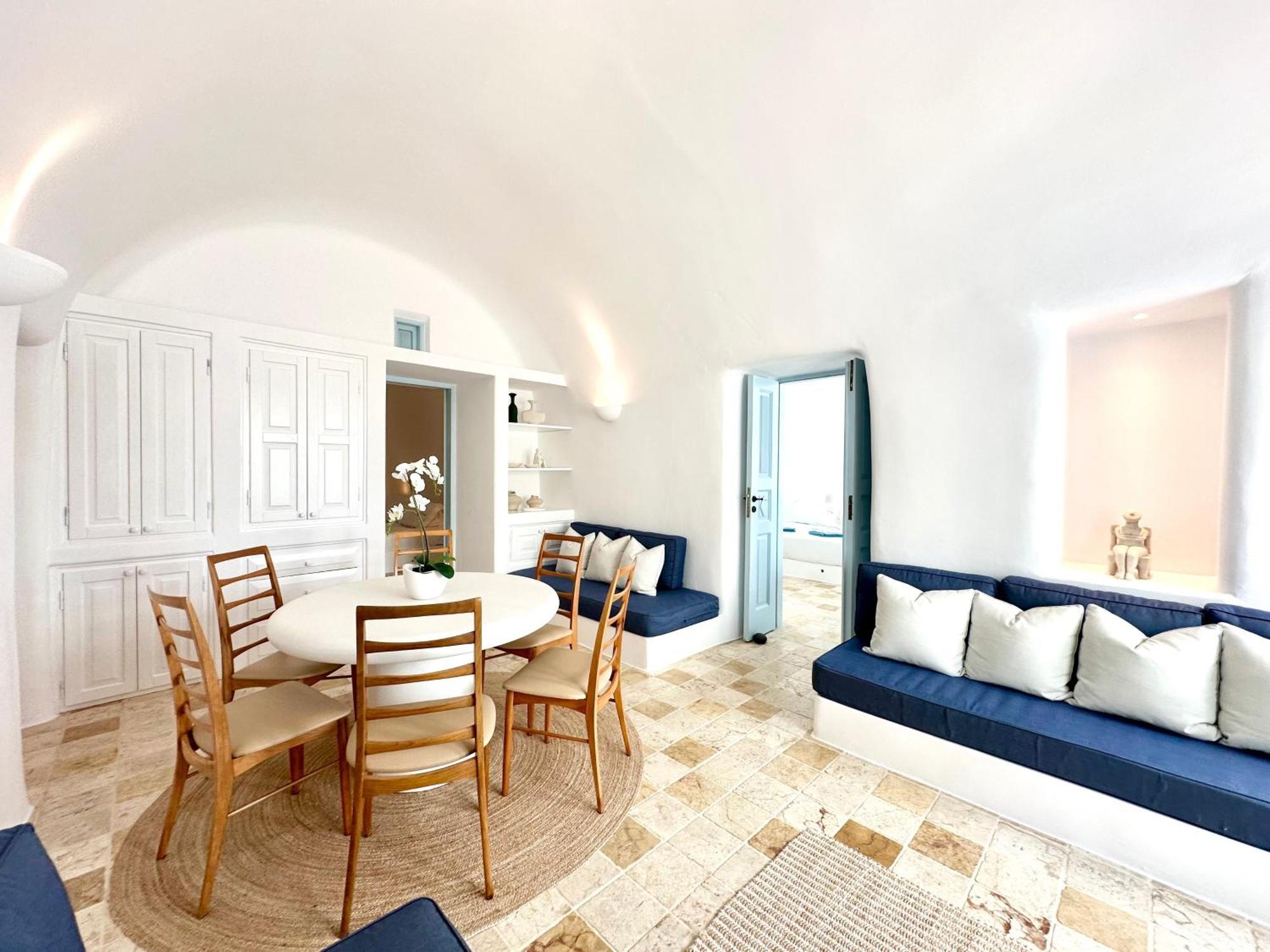 Ilia Oia (Santorini)