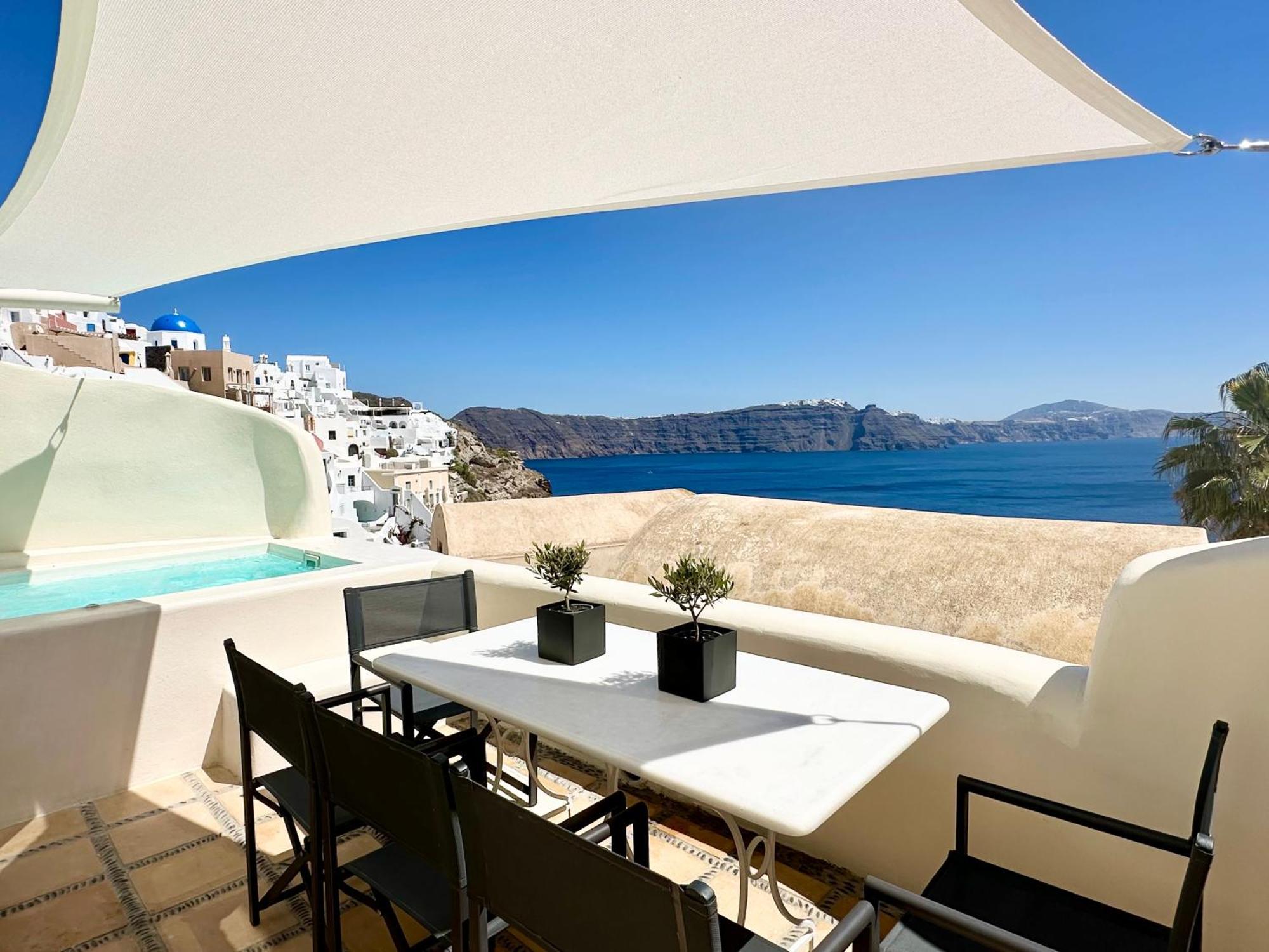 Ilia * Oia (Santorini)