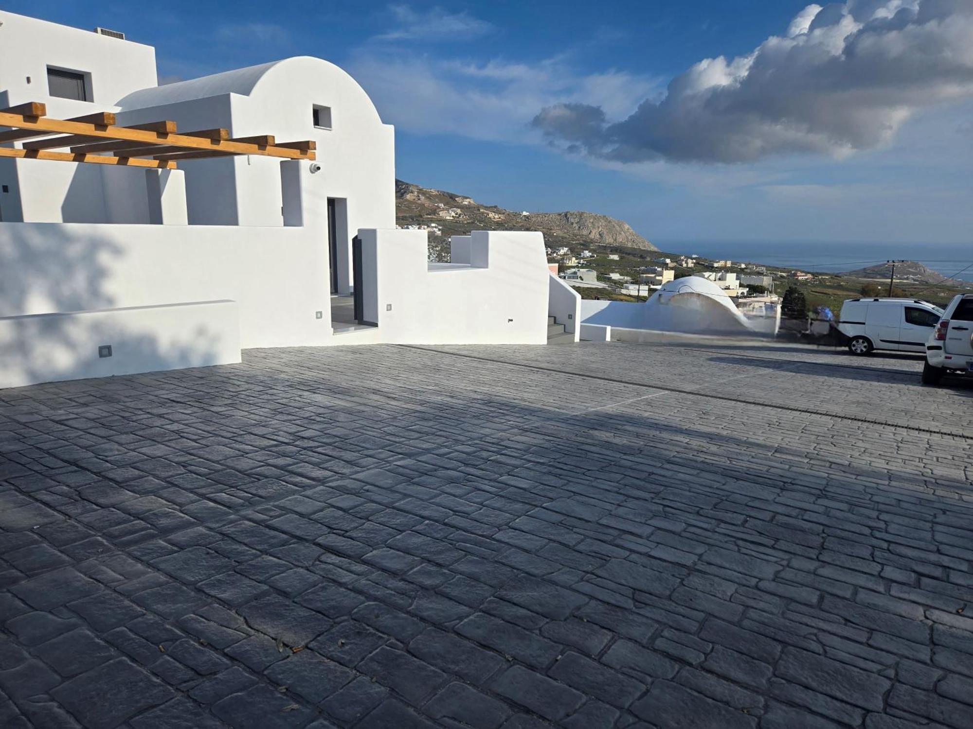 Santorini Ethereal Blue Aparthotel Pýrgos