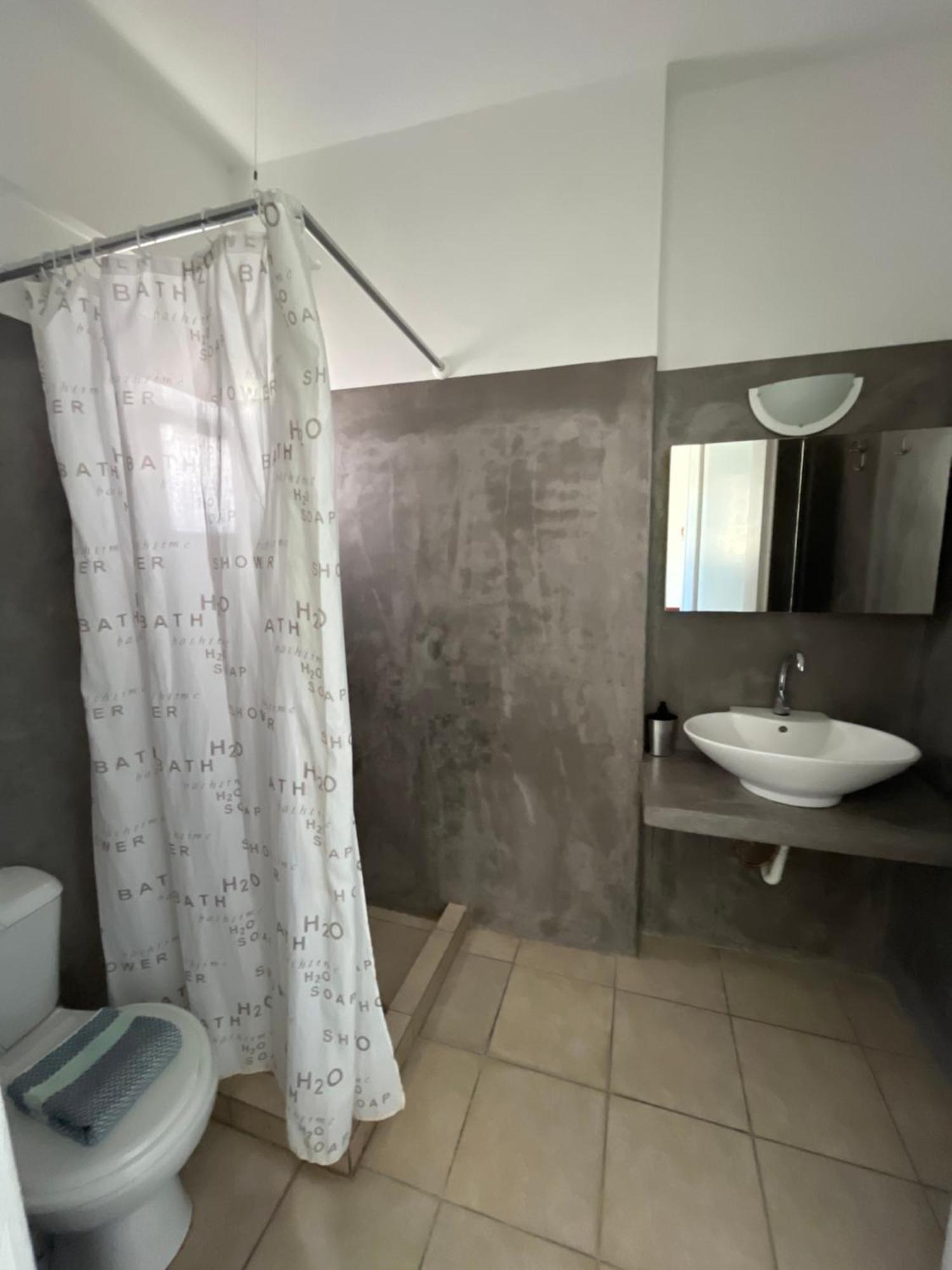 Leon Lux 3* Perissa