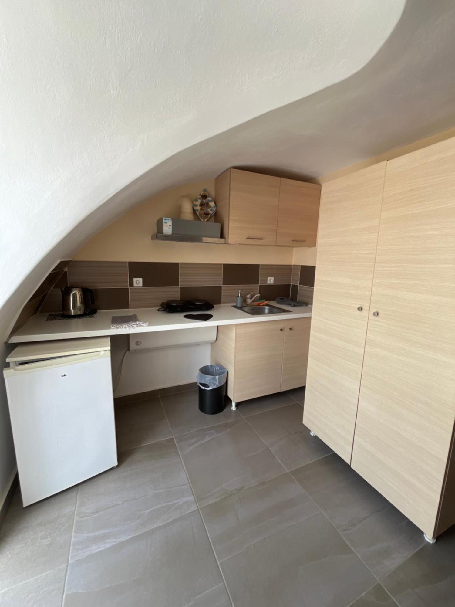 Aparthotel Leon Lux 3*