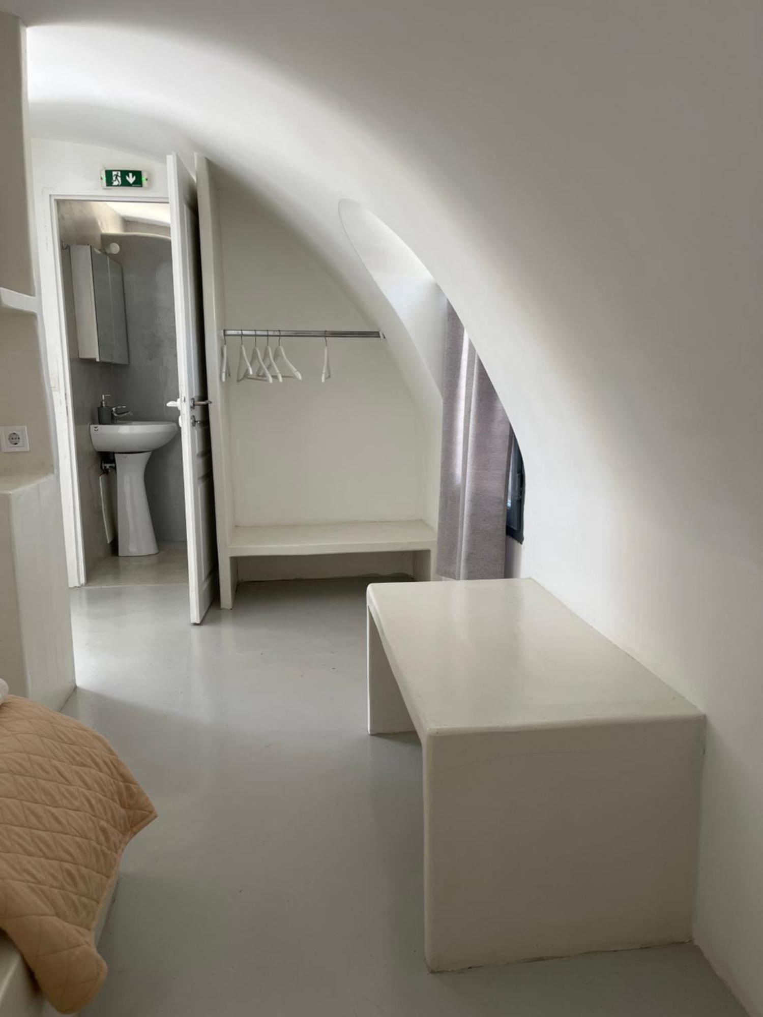 Leon Lux 3* Perissa