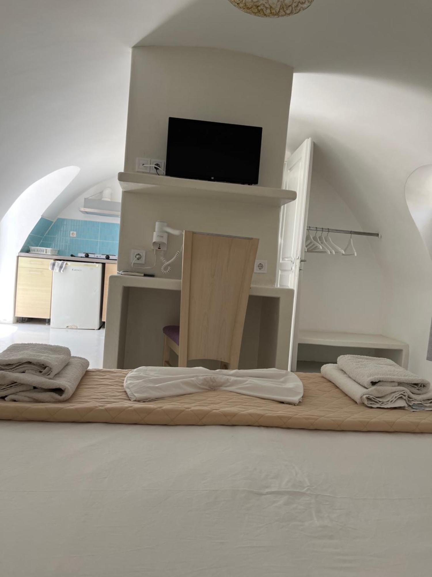 Leon Lux Aparthotel 3*
