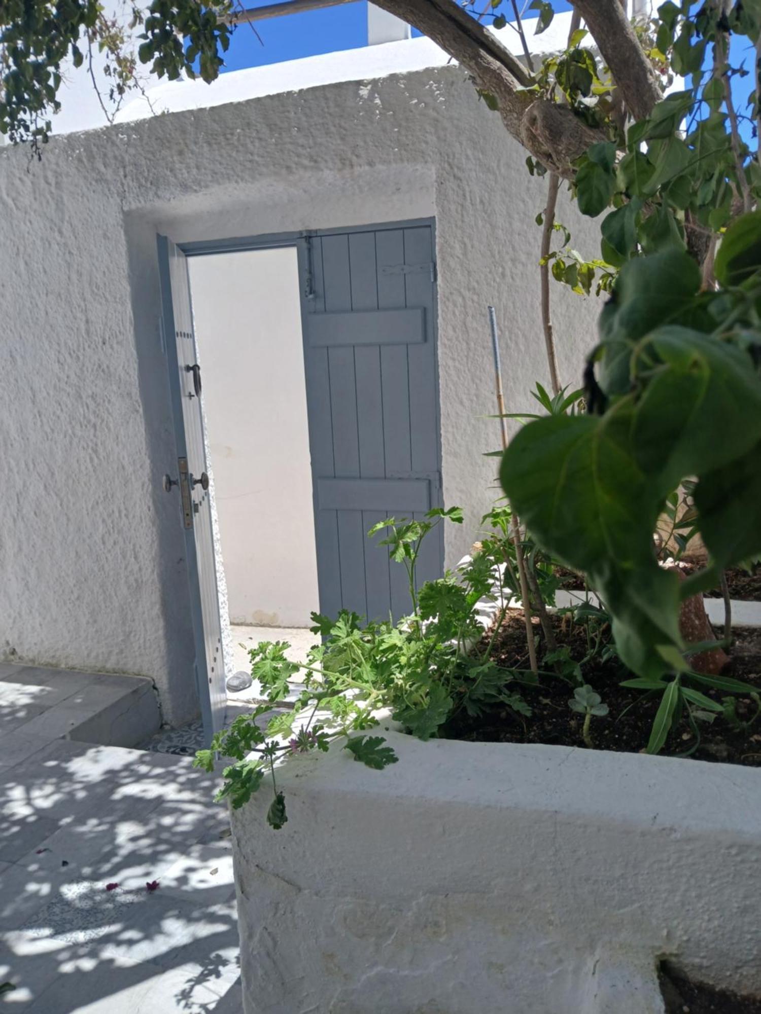 1705 Castle House Pýrgos