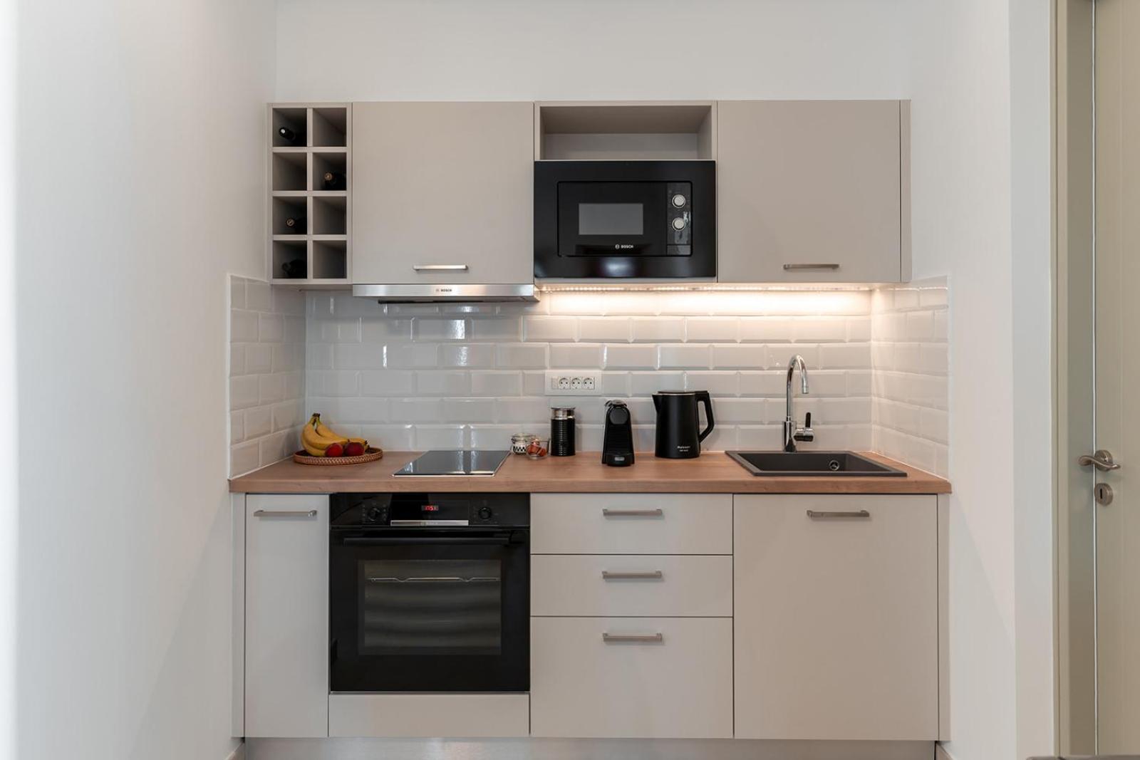 Platies Luxury Santorini Apartment Exo Gonia
