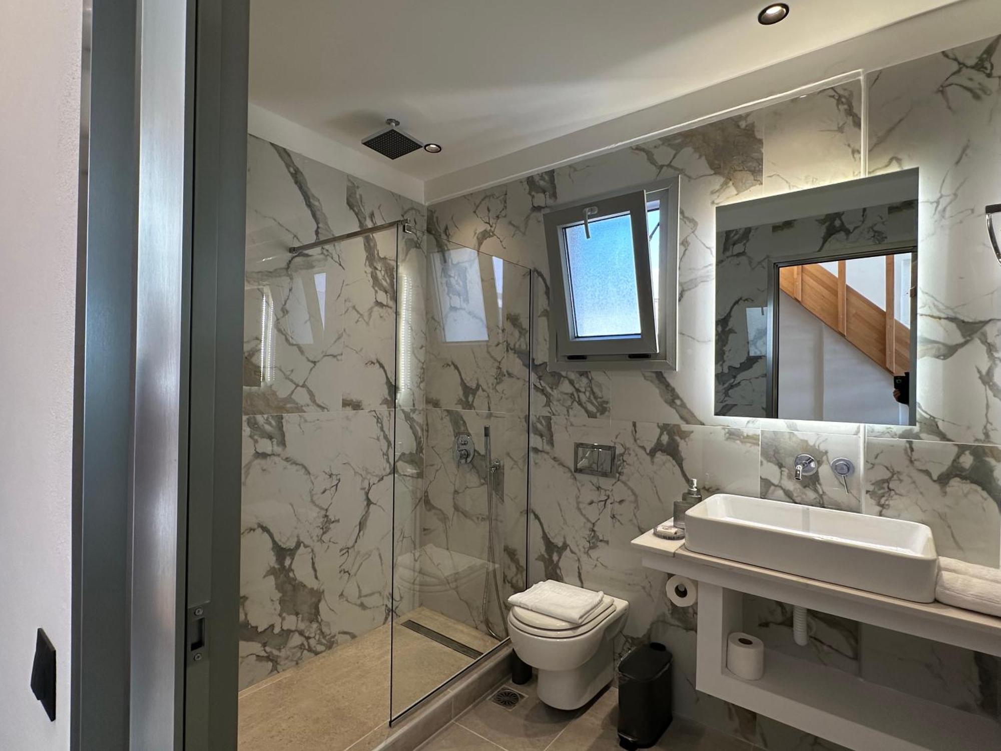 Hotel Lovely Hot-l Fira (Santorini)