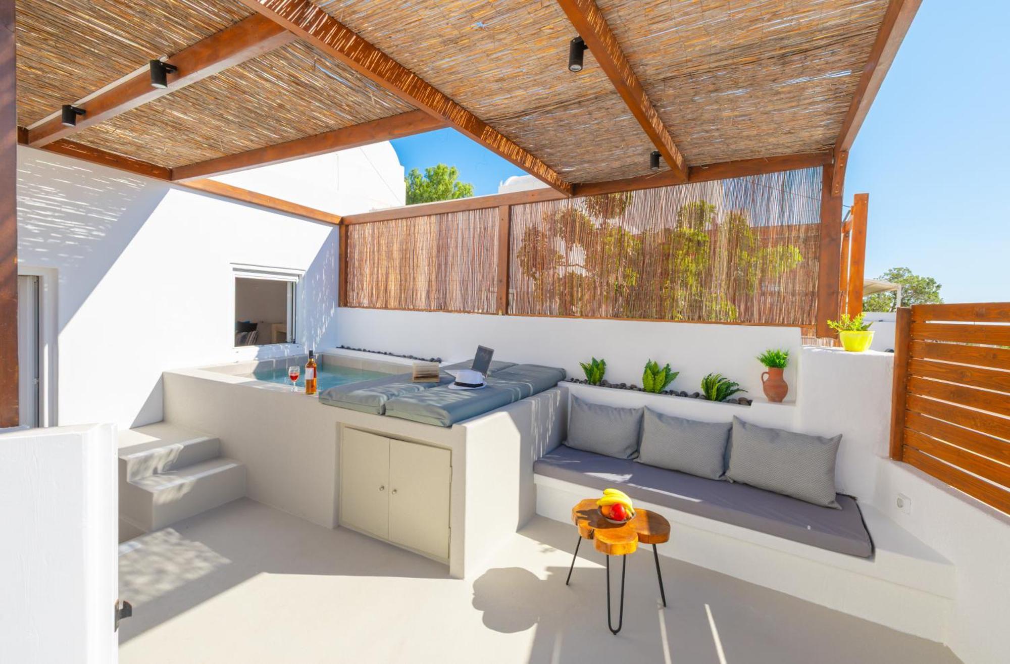 Aparthotel Tre Fiori - The Retreat Fira (Santorini)