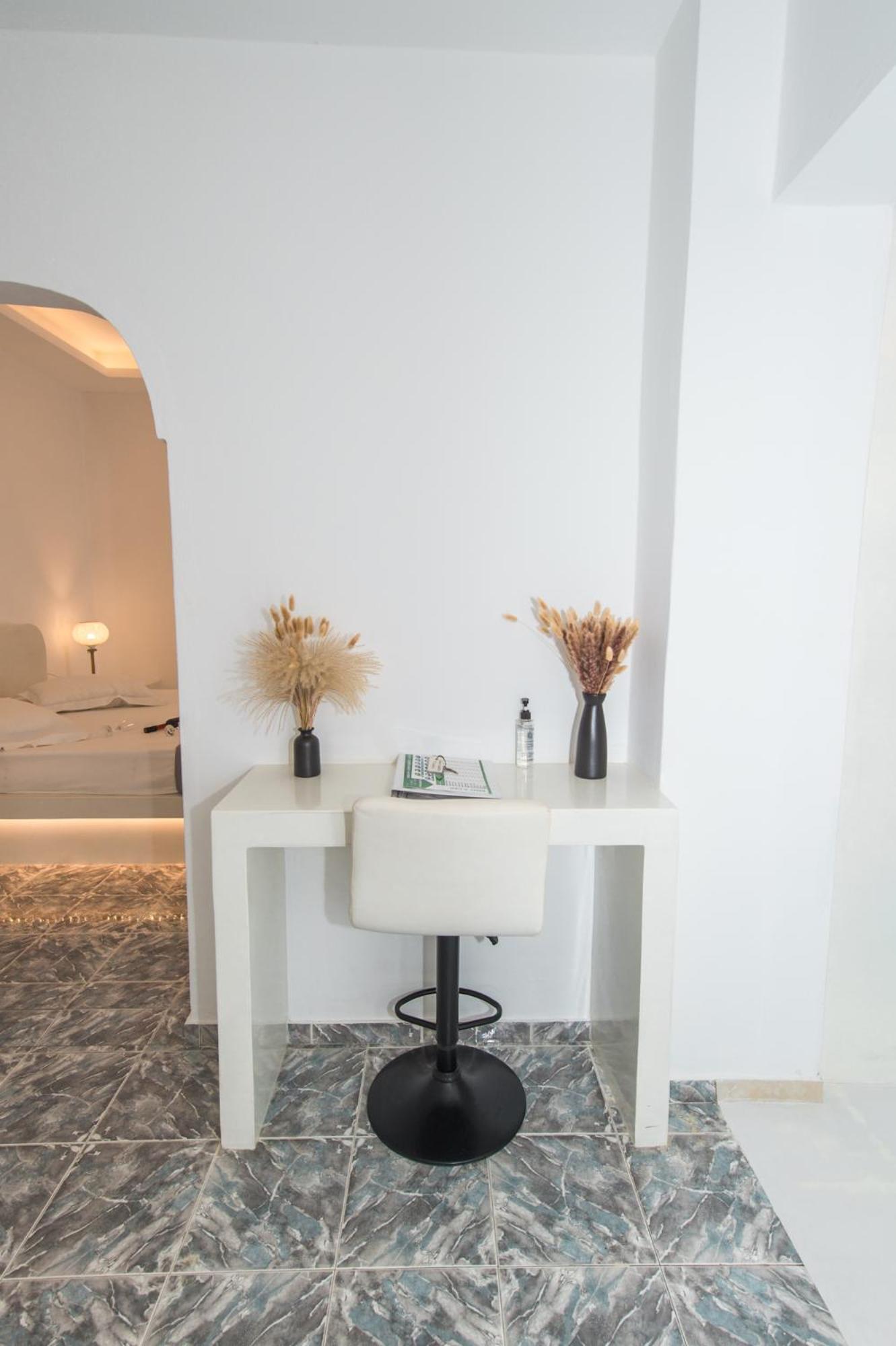 The F Guest house *