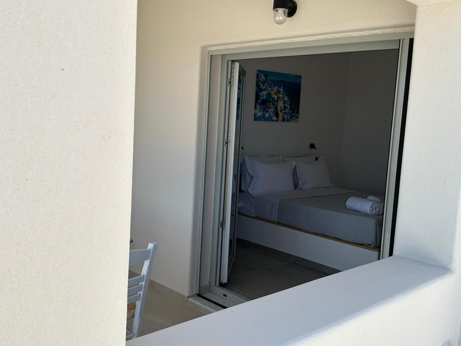 Lovely Hot-l Hotel Fira (Santorini)