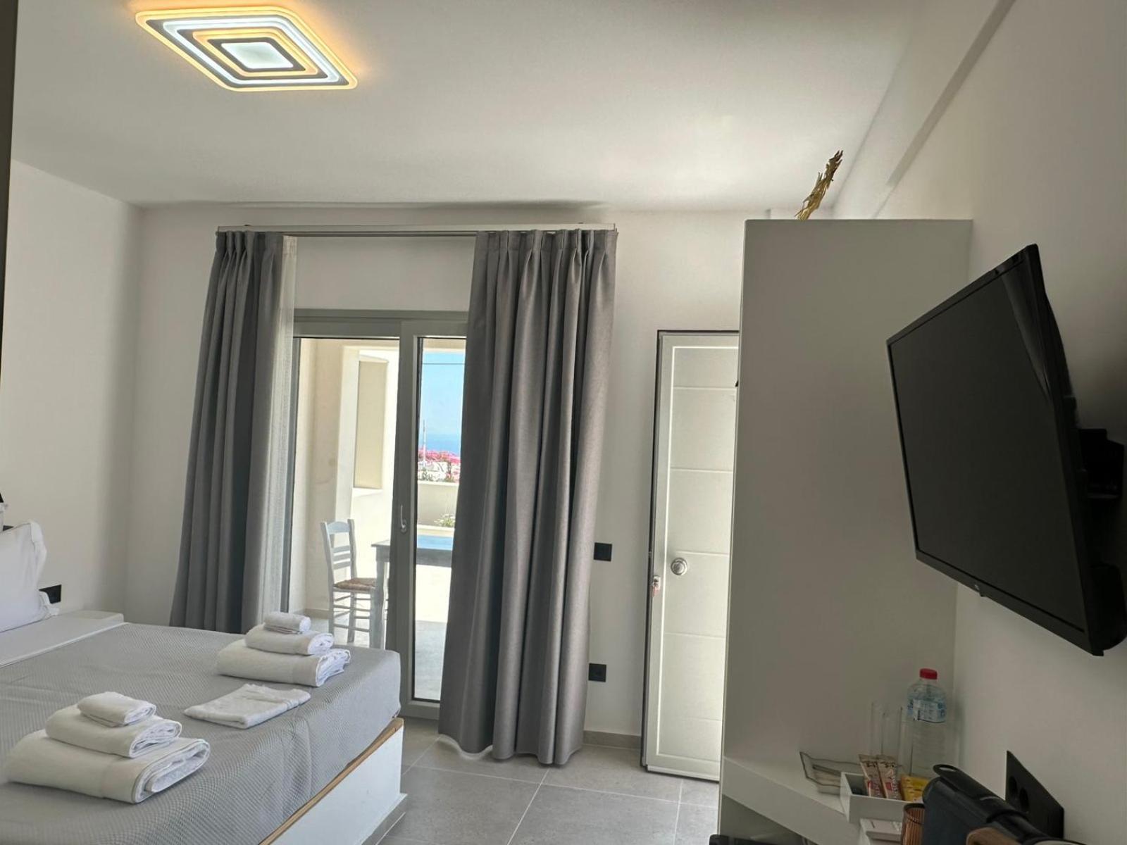 Lovely Hot-l Hotel