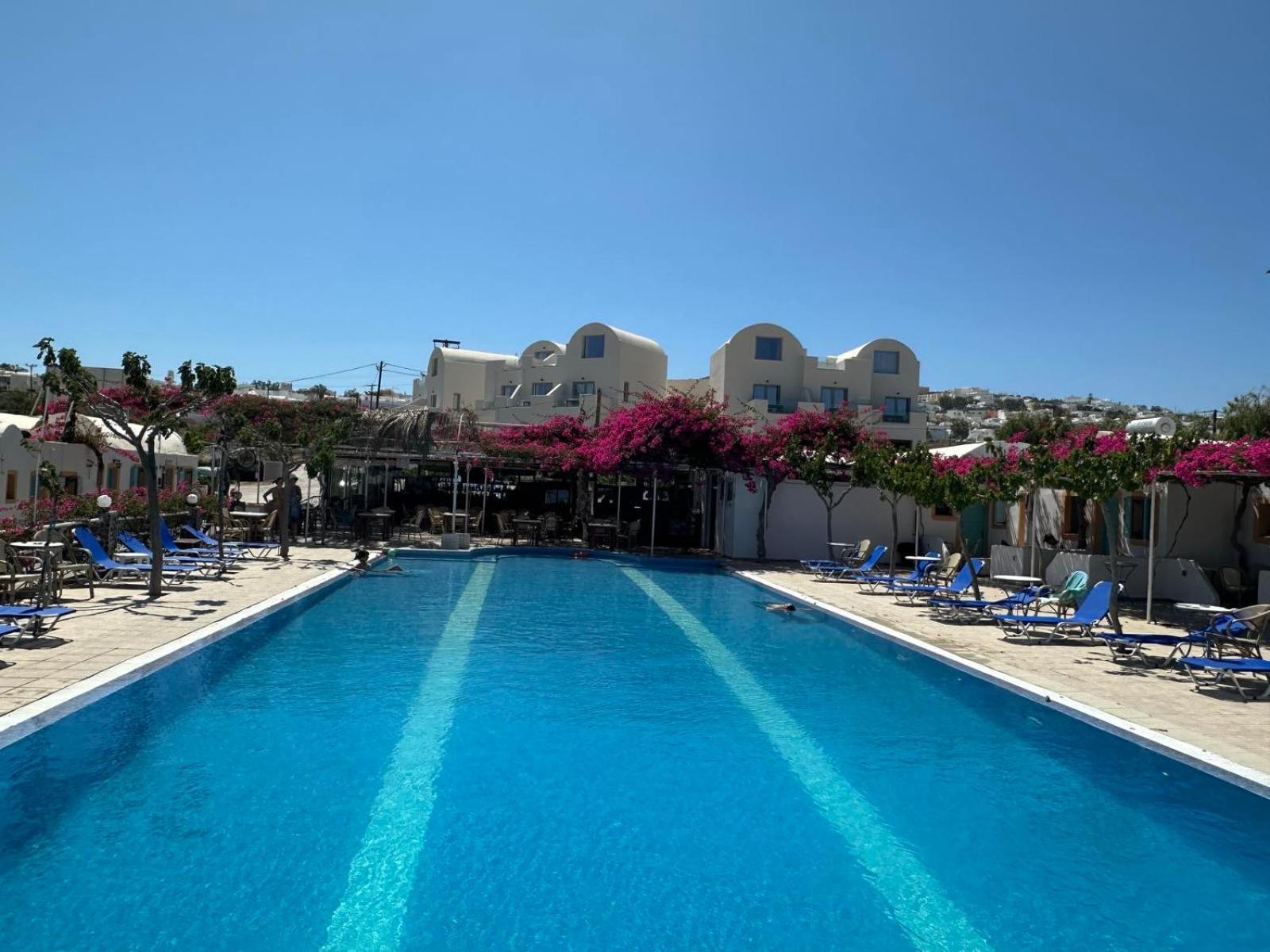 Lovely Hot-l Hotel 4*
