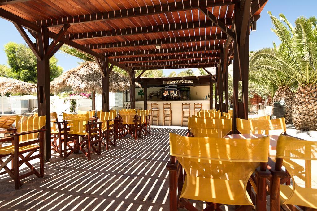 Aparthotel Rena Perissa (Santorini)