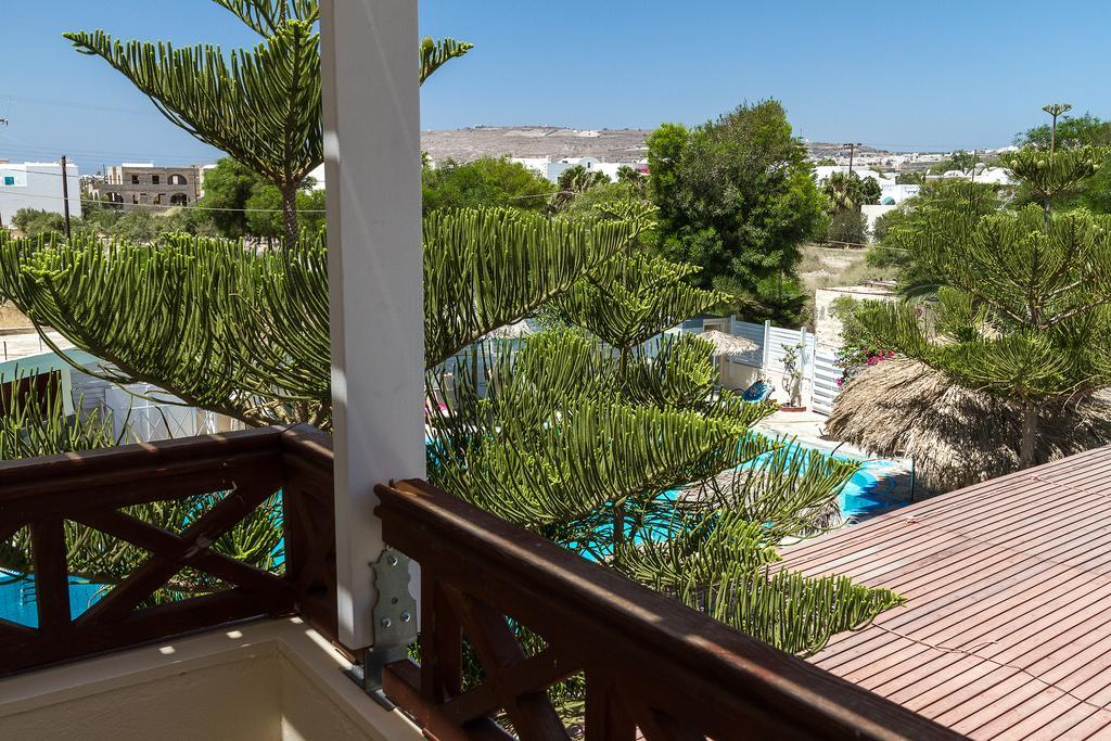 Aparthotel Rena Perissa (Santorini)