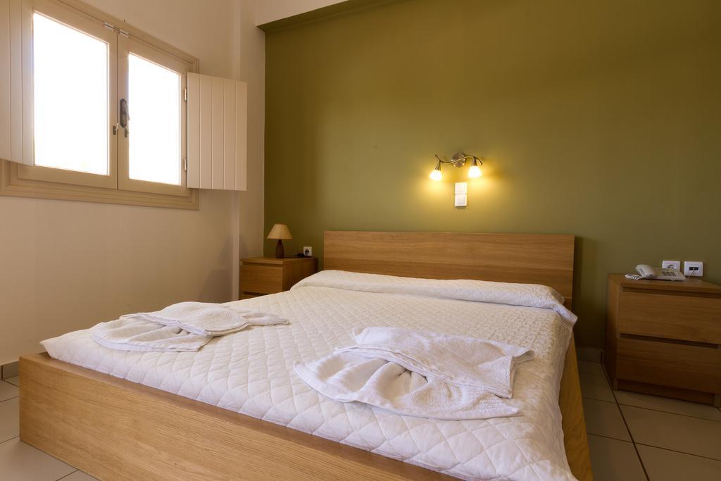 Aparthotel Rena *