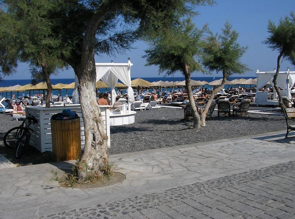 Finikas Santorini Hotel Kamári