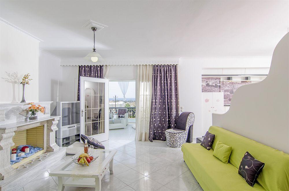 Aparthotel Pantheon 4*
