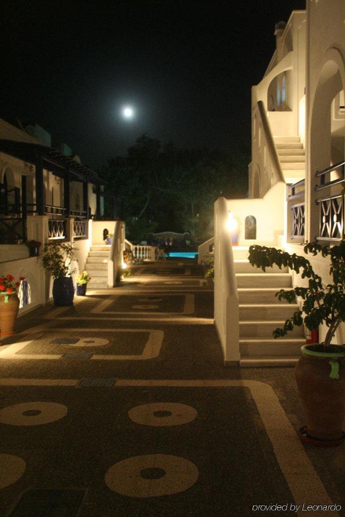 Samson΄s Village Aparthotel
