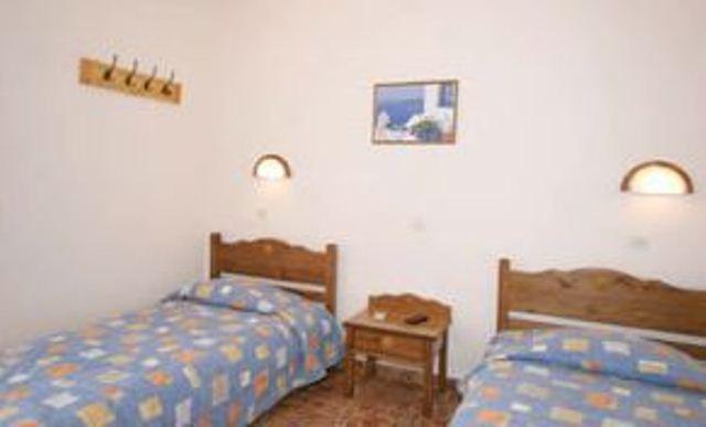 Ilios Guest house 2*