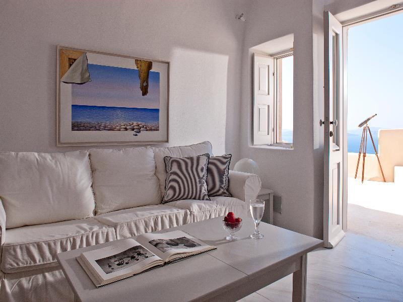 Armeni Luxury Aparthotel 4*