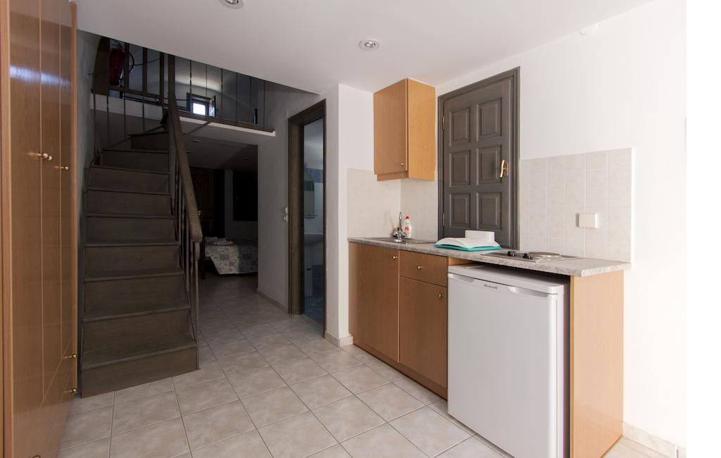 Dagris Apartment Kamari (Santorini)