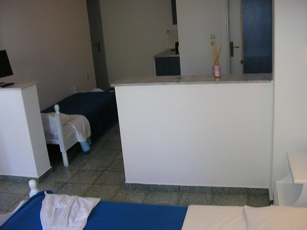 Hotel Finikas Santorini Kamári