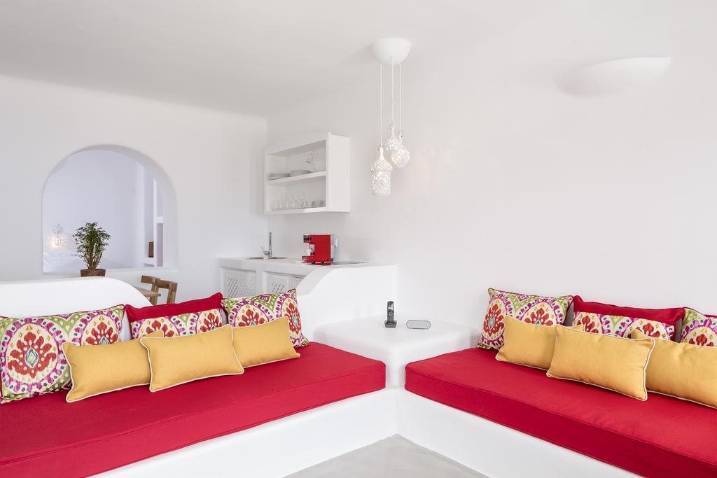 Skyfall - Adults Only Pyrgos Kallistis