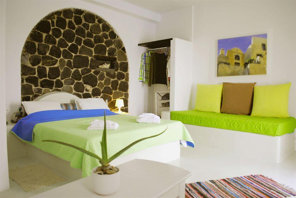 Thea Luxury 3* Fira (Santorini)