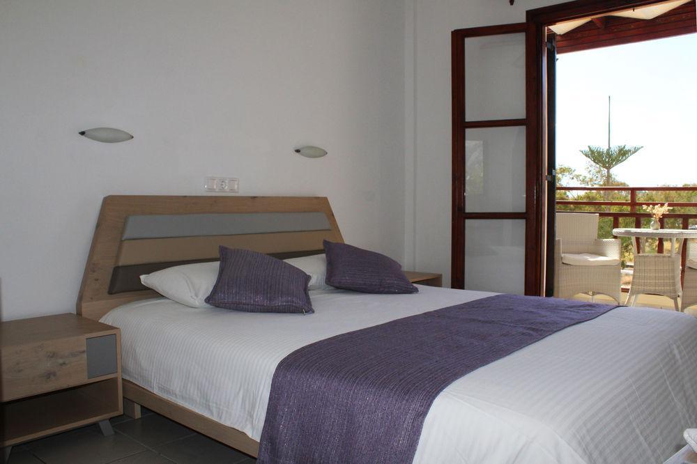Ocean View Hotel Kamari (Santorini)