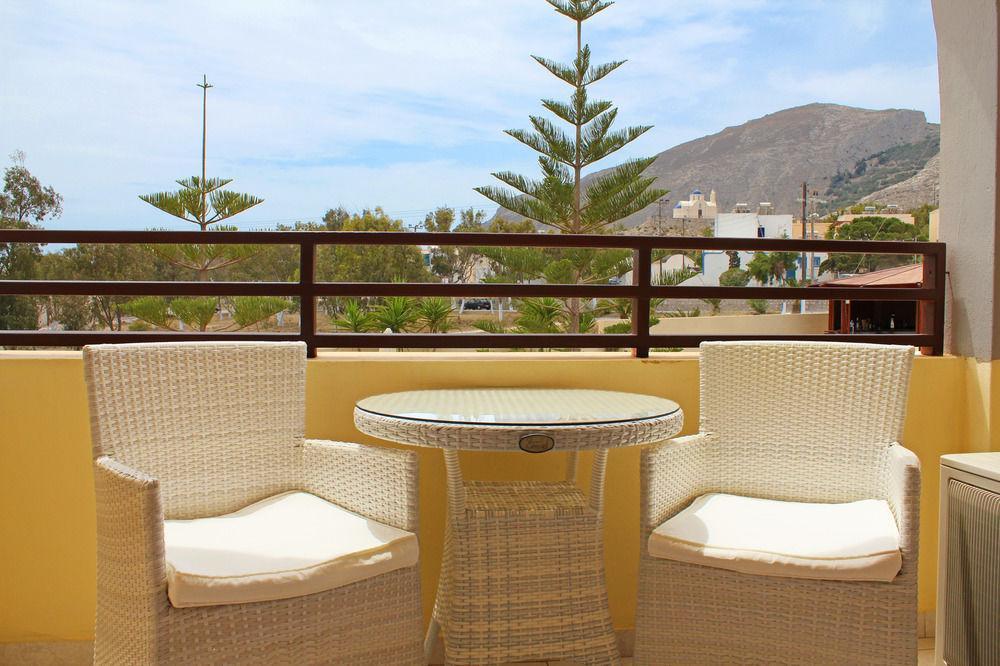 Ocean View Hotel Kamari (Santorini)