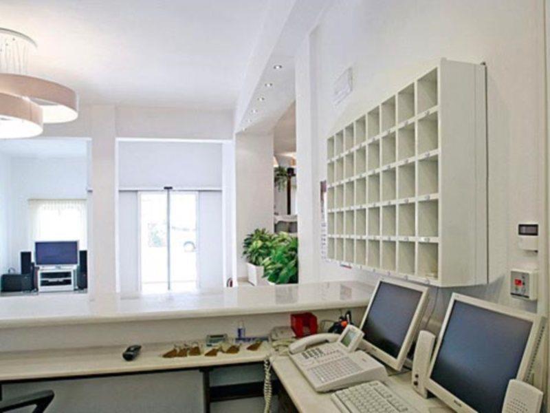 Thera Mare Hotel