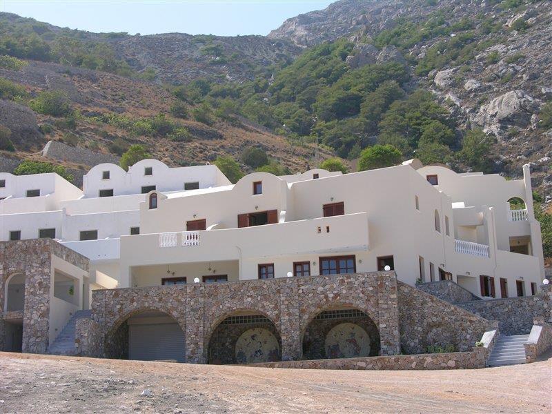 Epavlis & 4* Kamari (Santorini)