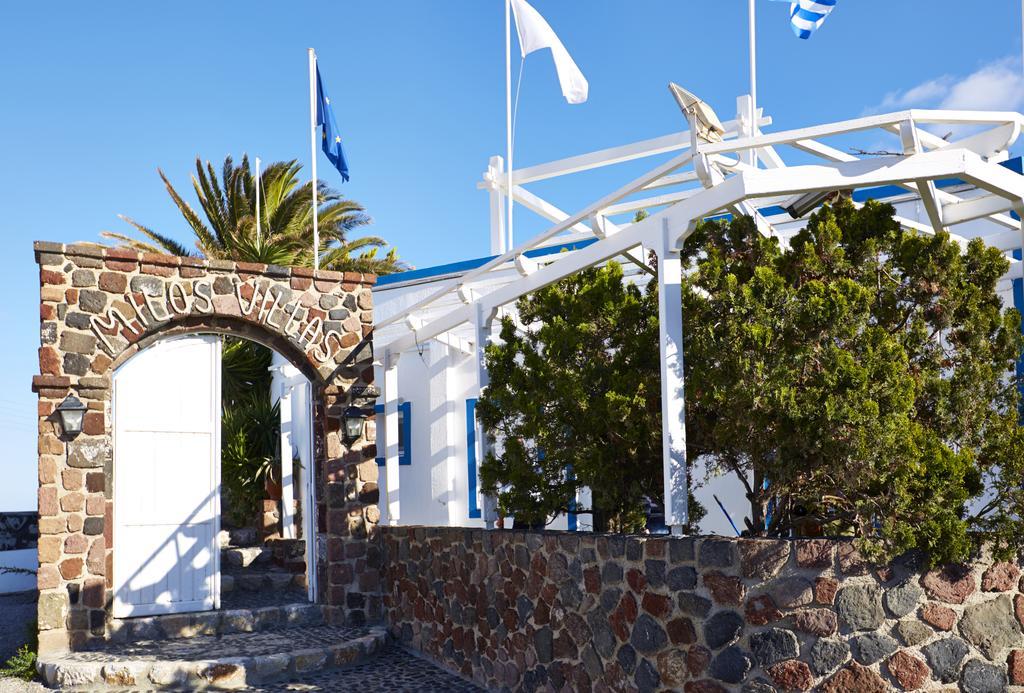 Milos 4*