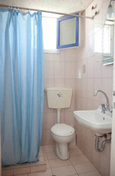 Toula Aparthotel 2*