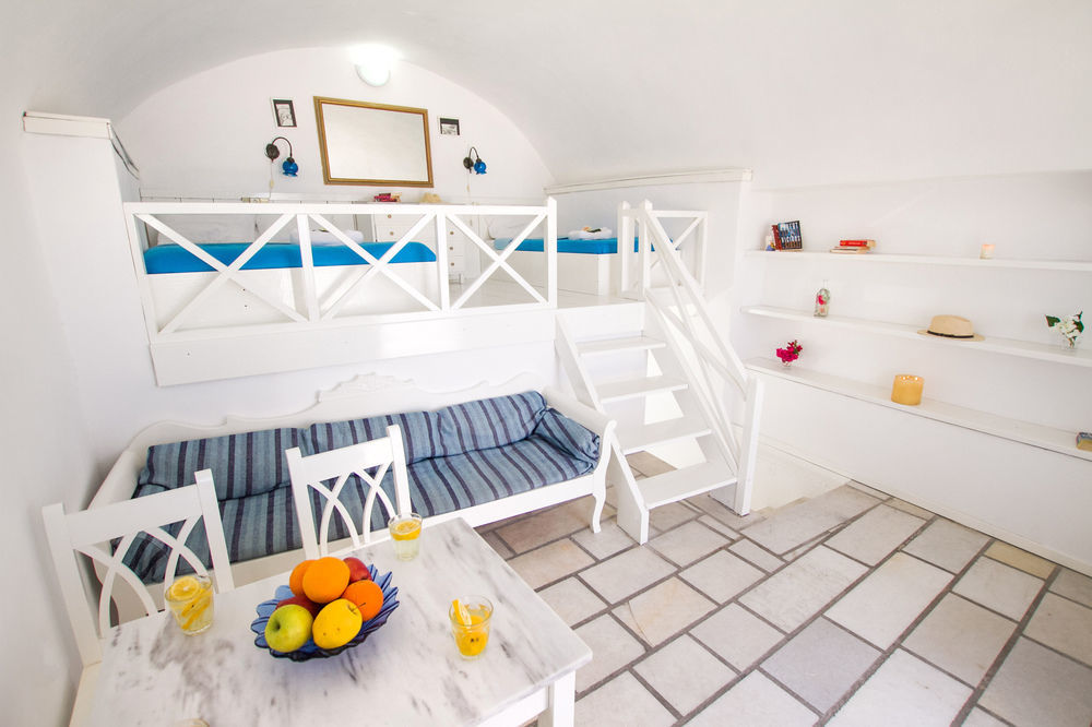Muses Cycladic Aparthotel