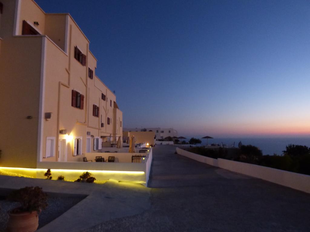 Rampelia * Imerovigli (Santorini)