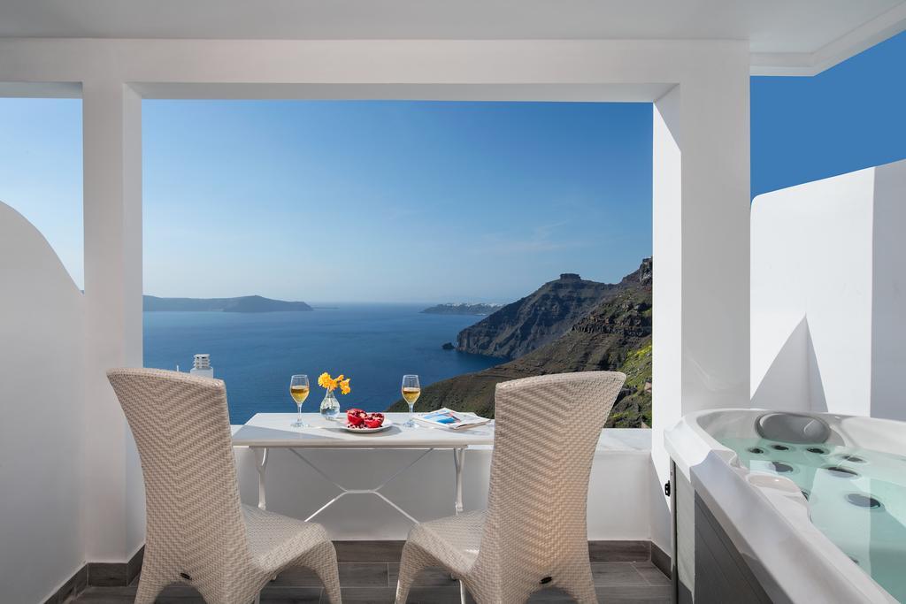 Hotel Thireas 4*