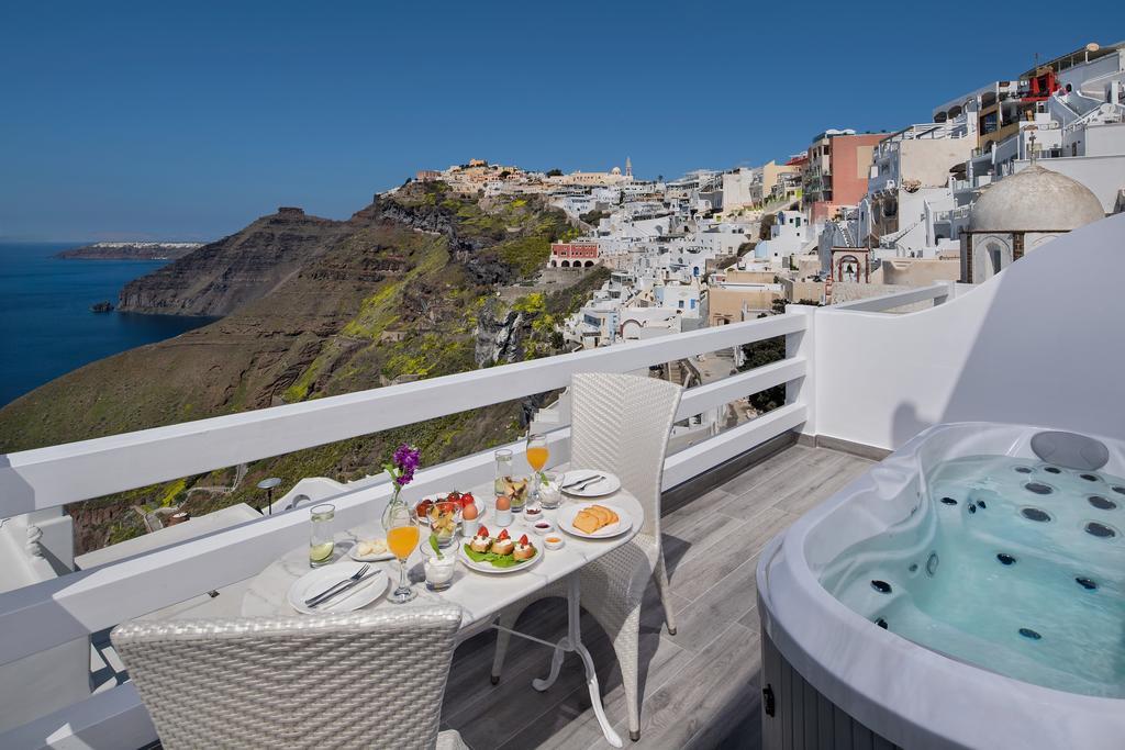 Thireas 4* Fira (Santorini)