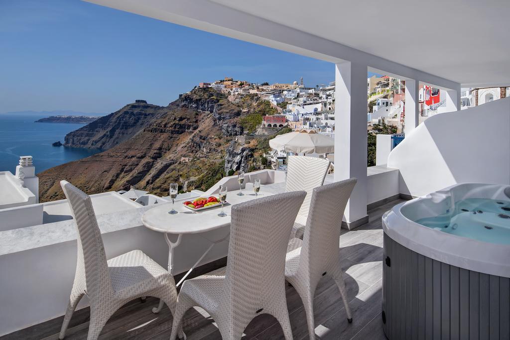 Hotel Thireas 4*