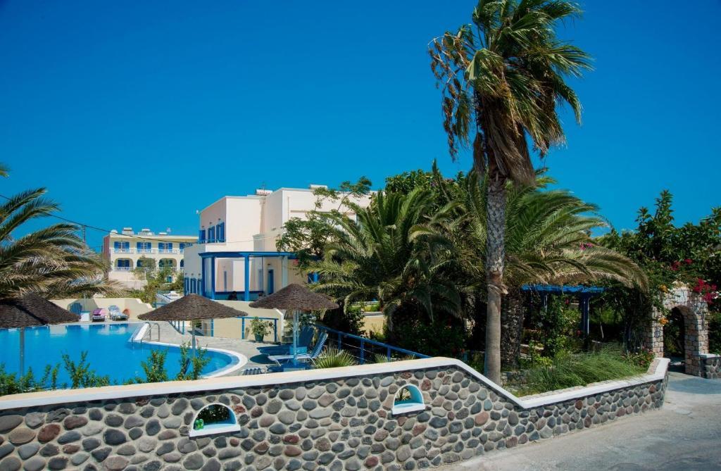 Avra Kamari (Santorini)