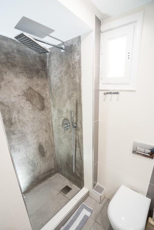 Ifestia Aparthotel Kamári