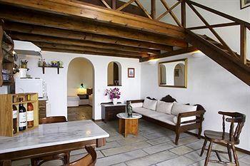 Muses Cycladic Aparthotel