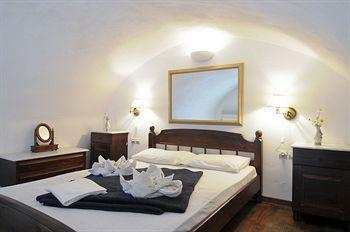 Muses Cycladic Aparthotel