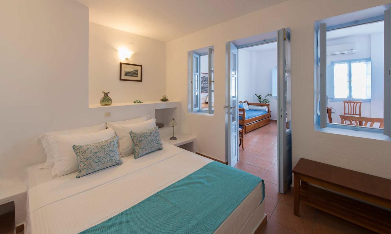 Kastro Hotel 3*